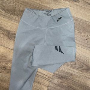 Women's Gray Active Leggings